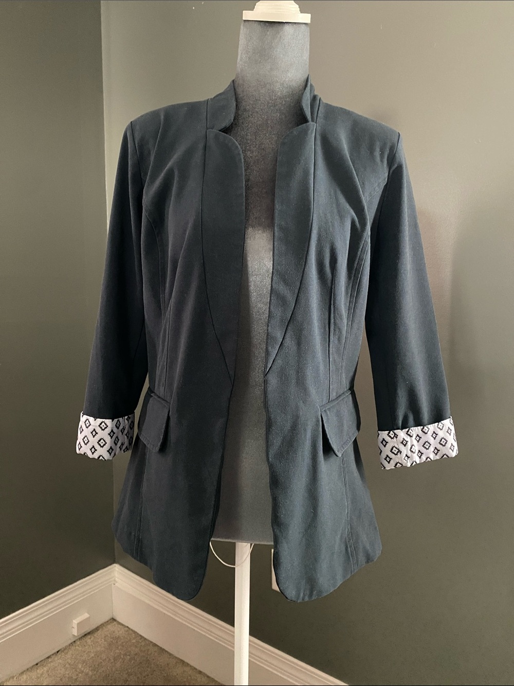 BCX Blue Open-Front Women's Blazer with Patterned Cuff